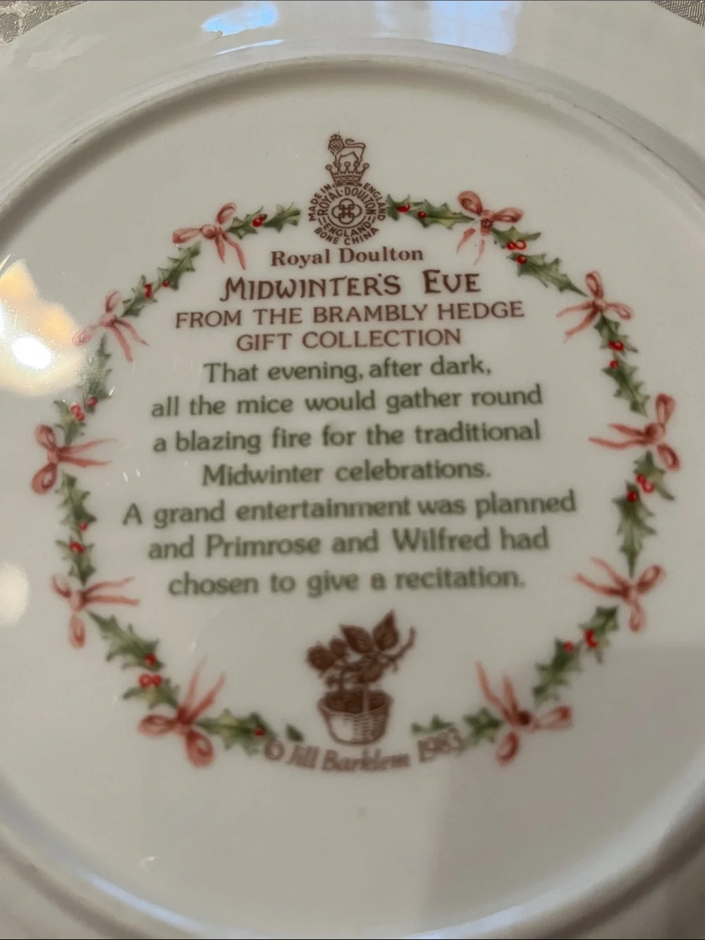 Royal Doulton Midwinter's Eve Decorative Plate Brambly Hedge Excellent Condition